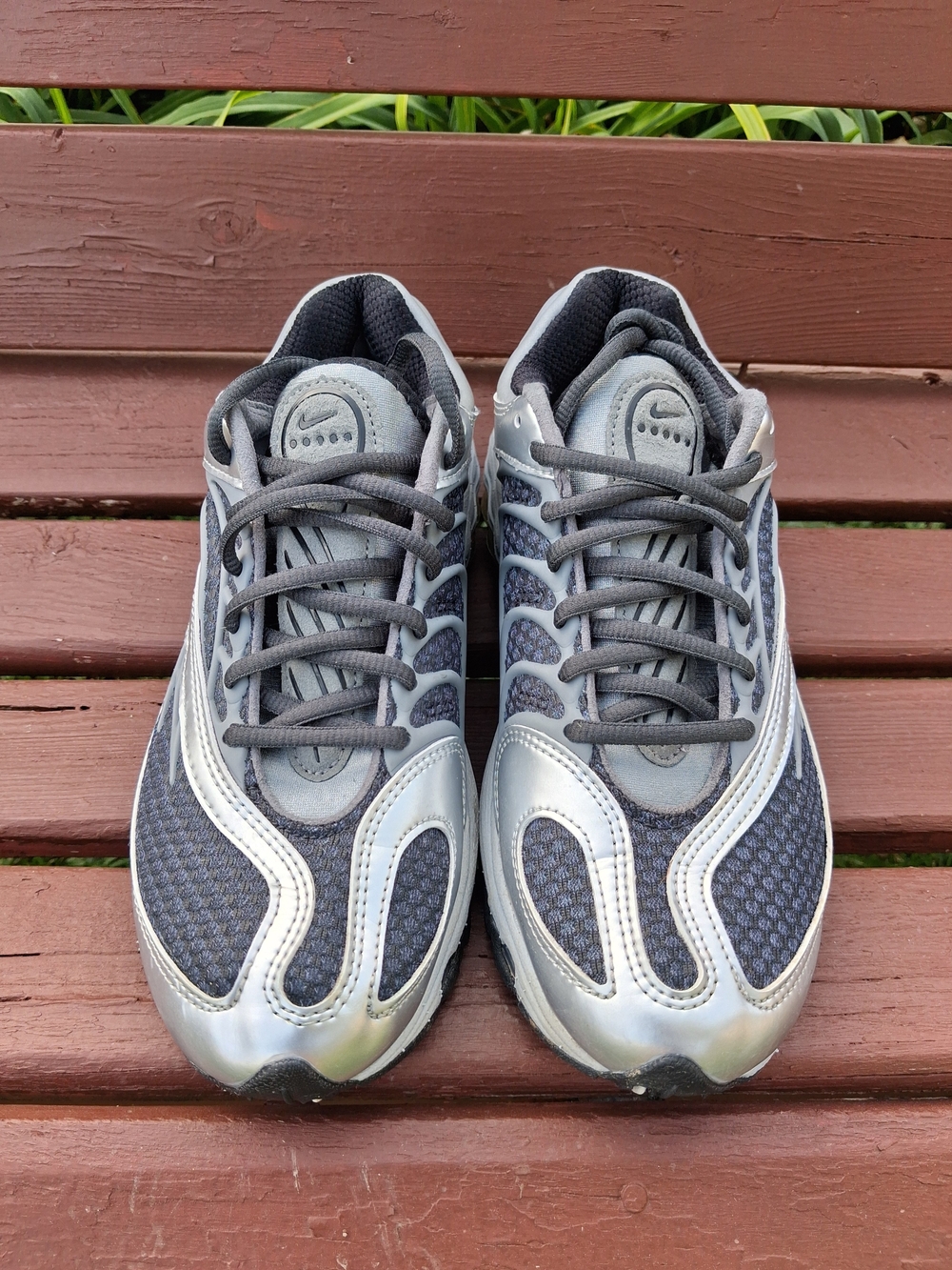 Nike Air Tuned Max Men's /Grey-Black/Metallic Silver Sneakers
